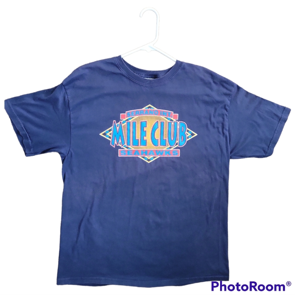 SEAHAWKS Serrano int Mile Club T-shirt